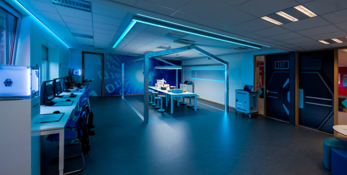 Medialab Amstelveen College met focus op robotica